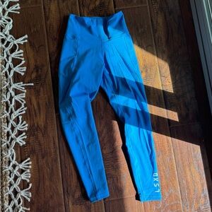 LSKD size small like new blue workout leggings! 🩵